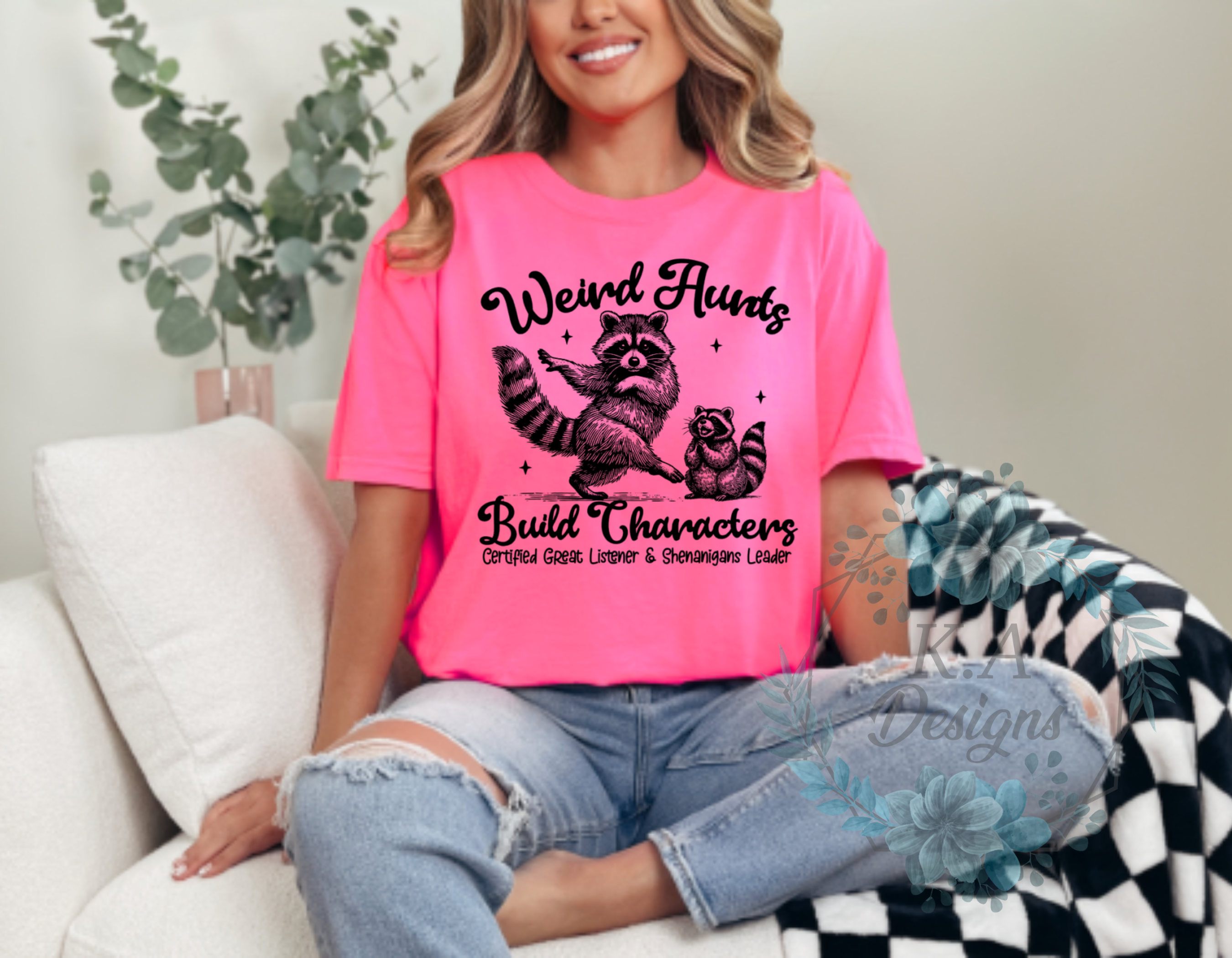 Weird Aunts Build Characters T-Shirt