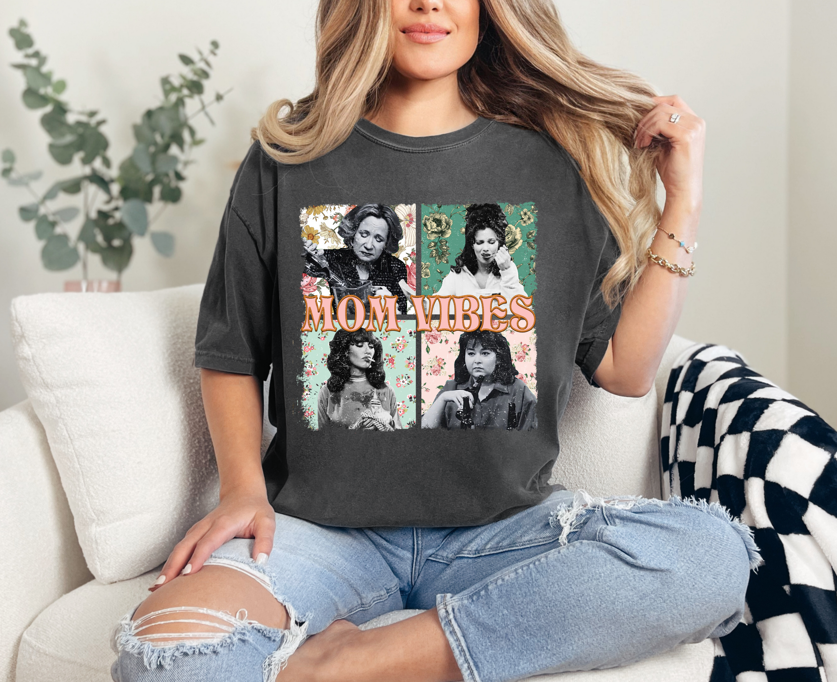 90's Mom Vibes T-Shirt
